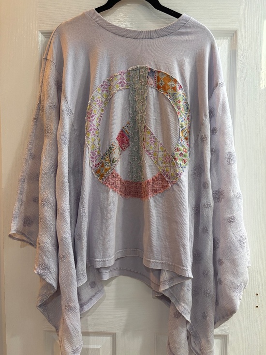 EASEL Tops - NEW EASEL PEACE PATCH FRONT MINERAL WASHED PONCHO TOP LILAC OVERSIZED SMALL